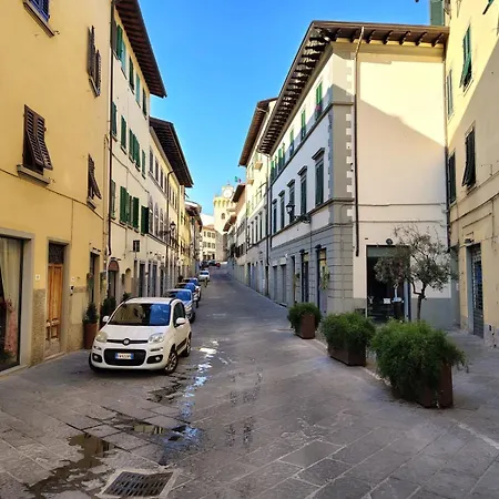 Centro Storico Con Bagno 20 Minuti Da Firenze 3* 波塔斯维