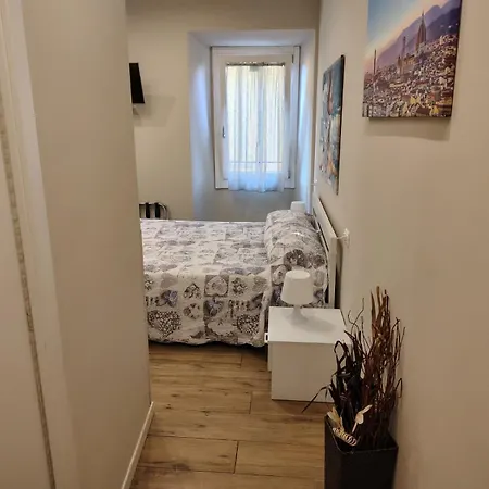 Centro Storico Con Bagno 20 Minuti Da Firenze 招待所