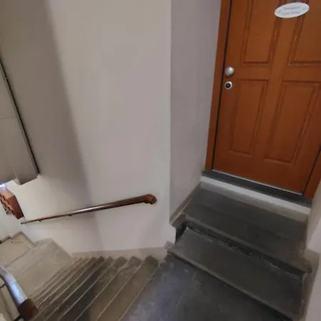 Centro Storico Con Bagno 20 Minuti Da Firenze 招待所 3*